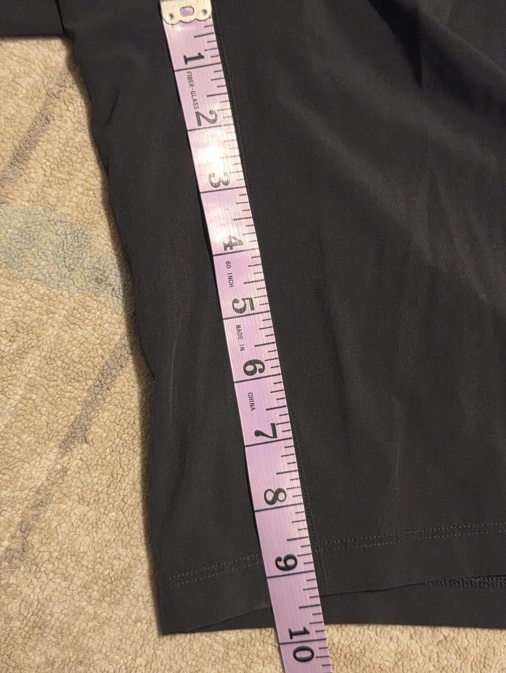 Alo Yoga 9" Repetition Shorts. Black. Size L. EUC - Picture 6 of 6